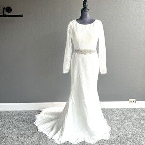 Carrafina wedding dress